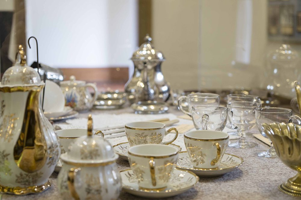 Things to see in the Manning room.